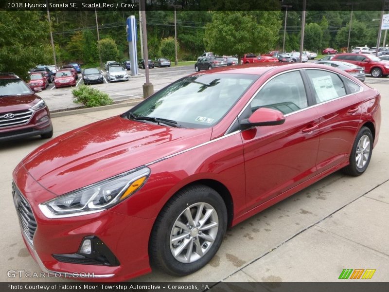 Scarlet Red / Gray 2018 Hyundai Sonata SE