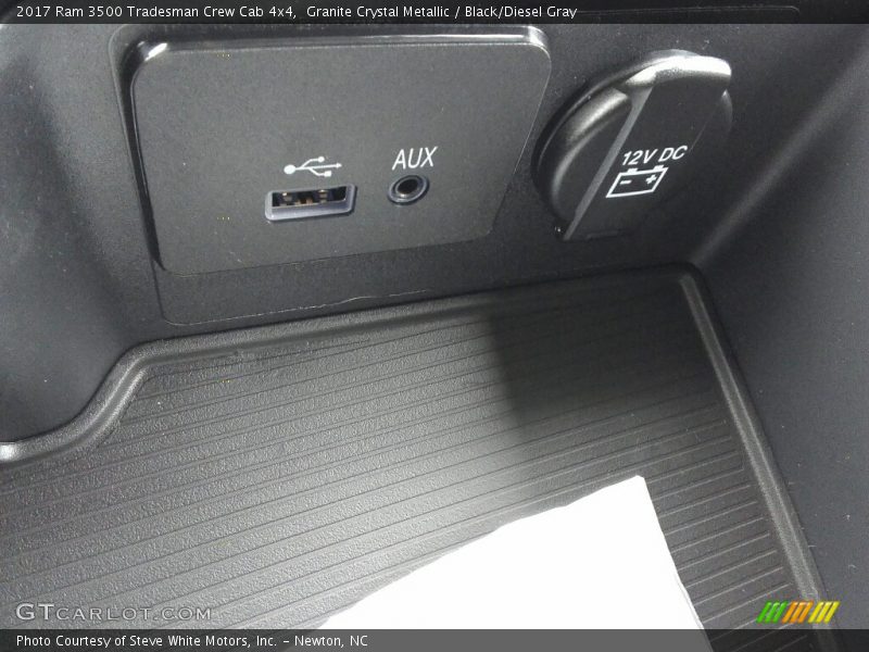 Granite Crystal Metallic / Black/Diesel Gray 2017 Ram 3500 Tradesman Crew Cab 4x4