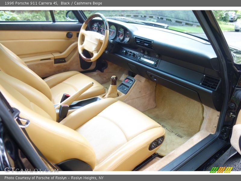 Dashboard of 1996 911 Carrera 4S