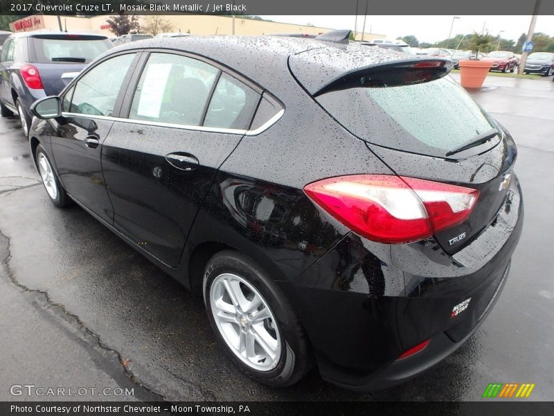 Mosaic Black Metallic / Jet Black 2017 Chevrolet Cruze LT
