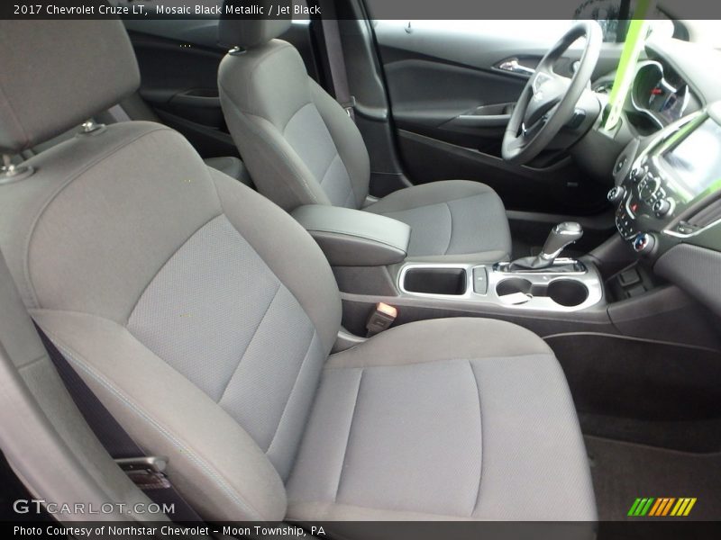 Mosaic Black Metallic / Jet Black 2017 Chevrolet Cruze LT