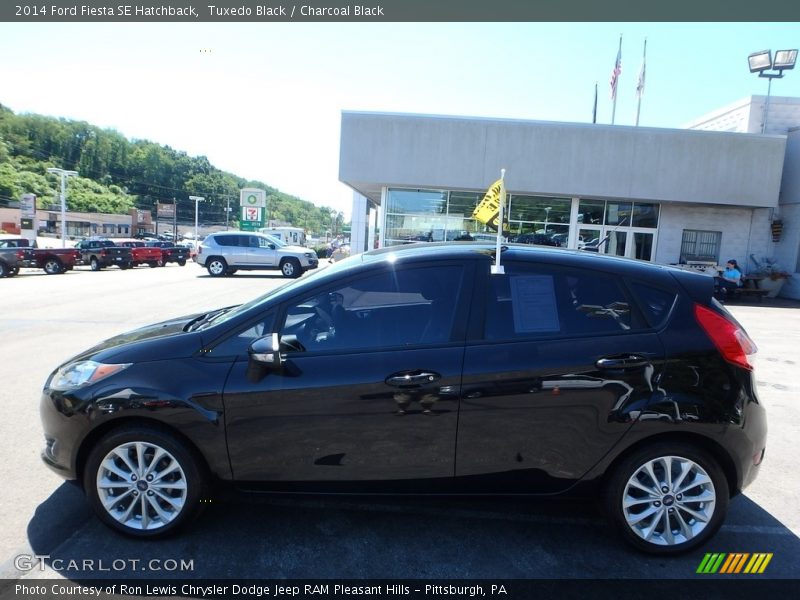 Tuxedo Black / Charcoal Black 2014 Ford Fiesta SE Hatchback