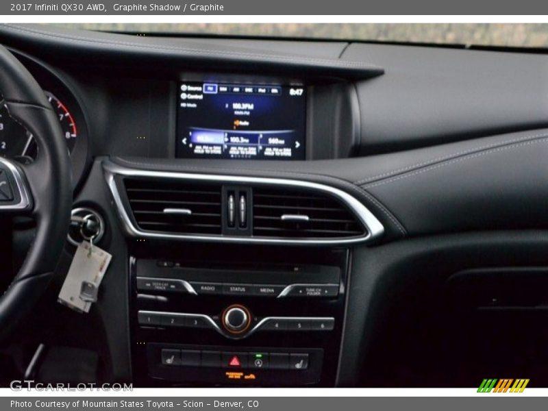 Graphite Shadow / Graphite 2017 Infiniti QX30 AWD