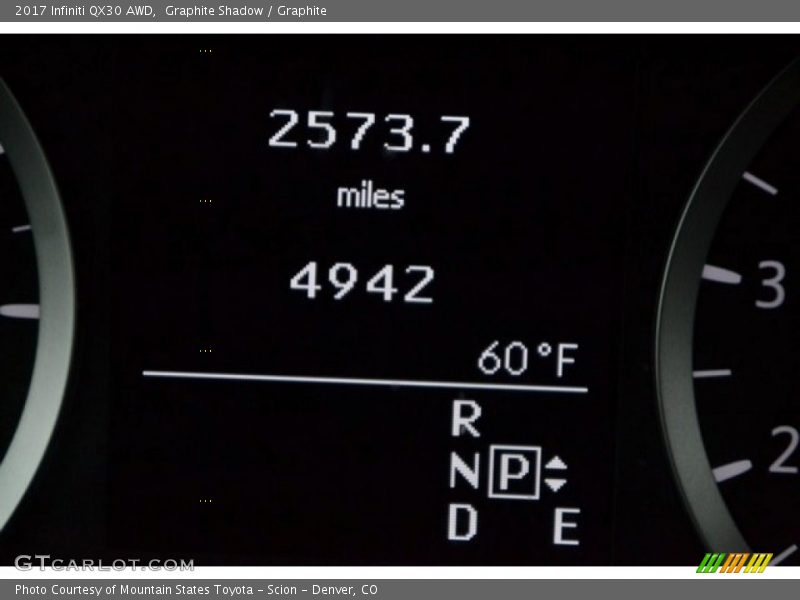 Graphite Shadow / Graphite 2017 Infiniti QX30 AWD