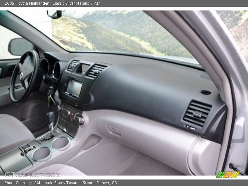 Classic Silver Metallic / Ash 2009 Toyota Highlander