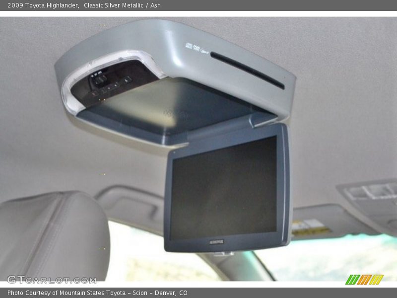 Classic Silver Metallic / Ash 2009 Toyota Highlander