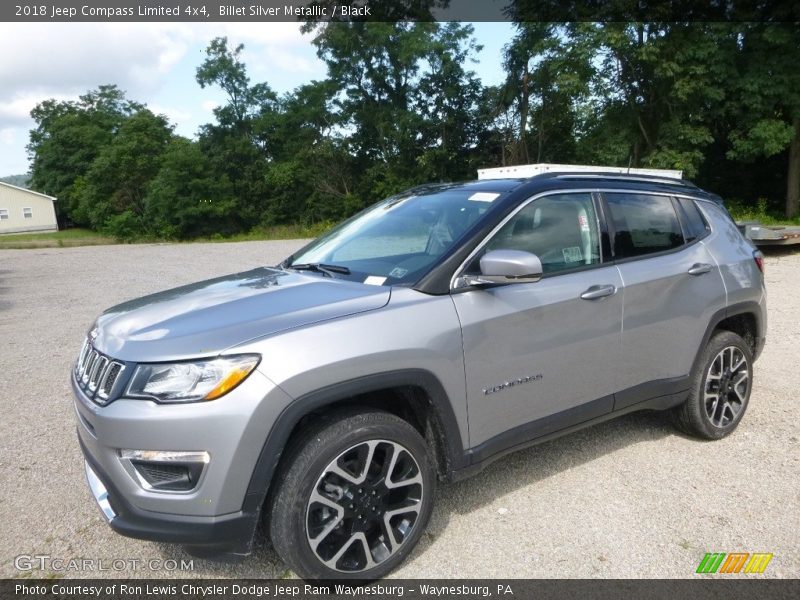 Front 3/4 View of 2018 Compass Limited 4x4