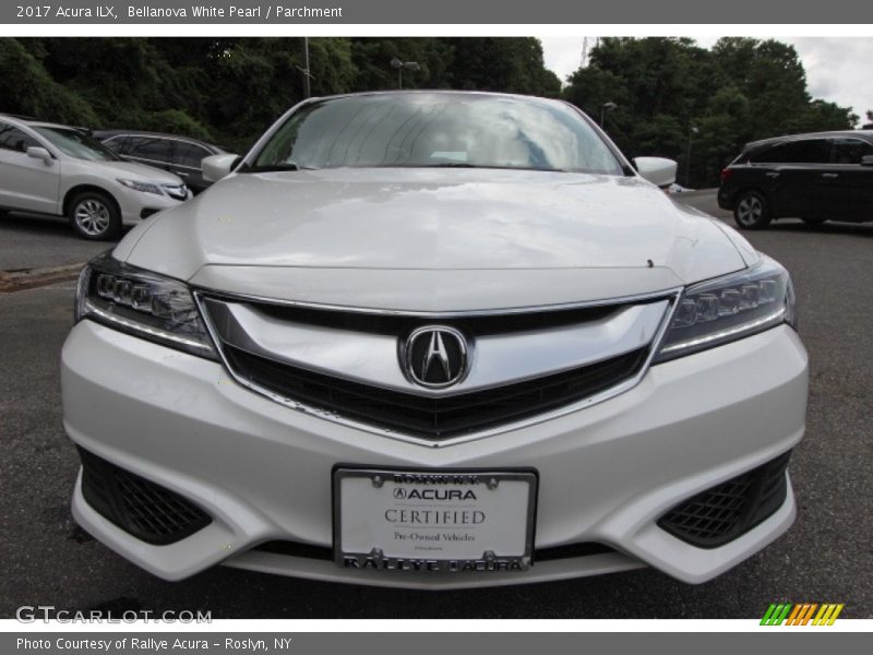 Bellanova White Pearl / Parchment 2017 Acura ILX