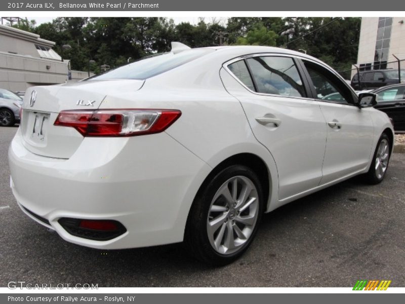 Bellanova White Pearl / Parchment 2017 Acura ILX