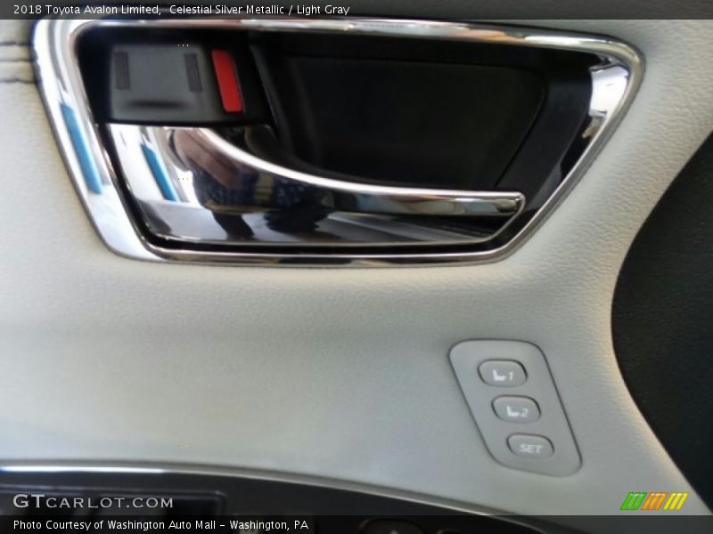 Celestial Silver Metallic / Light Gray 2018 Toyota Avalon Limited