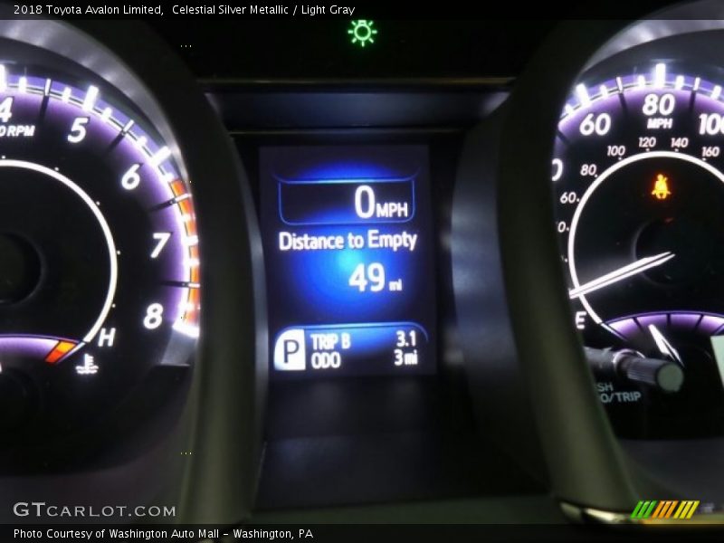 Celestial Silver Metallic / Light Gray 2018 Toyota Avalon Limited