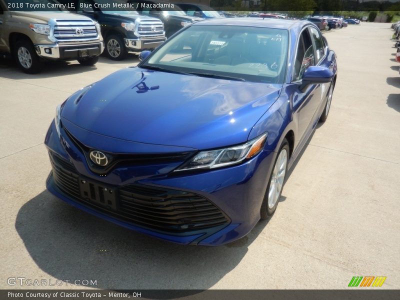 Blue Crush Metallic / Macadamia 2018 Toyota Camry LE