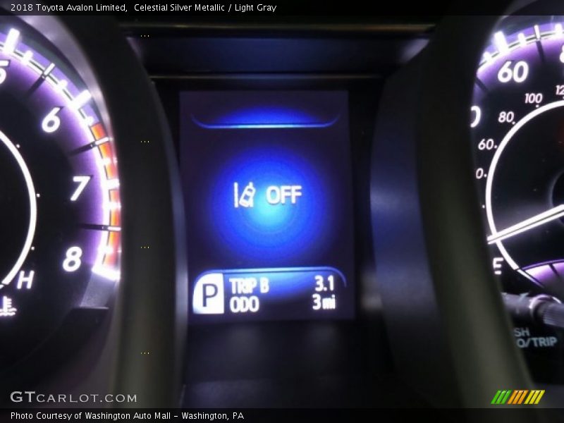 Celestial Silver Metallic / Light Gray 2018 Toyota Avalon Limited
