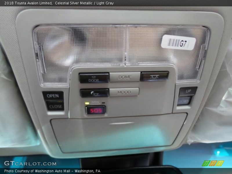 Celestial Silver Metallic / Light Gray 2018 Toyota Avalon Limited