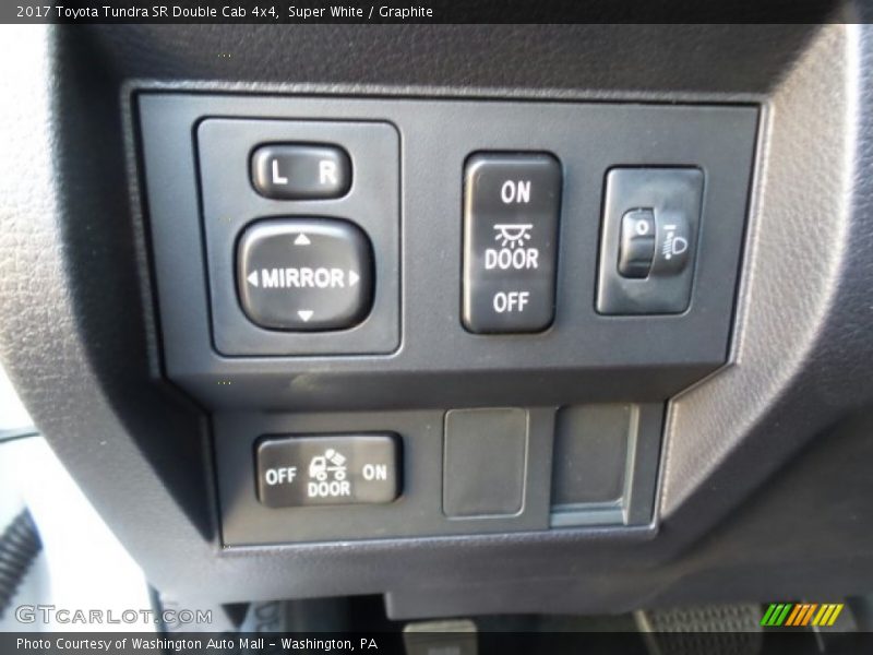 Super White / Graphite 2017 Toyota Tundra SR Double Cab 4x4