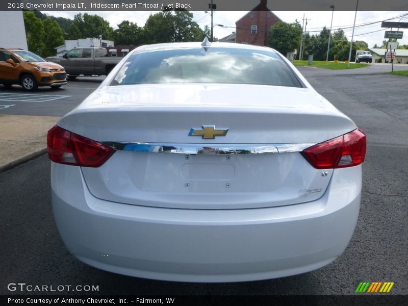 Iridescent Pearl Tricoat / Jet Black 2018 Chevrolet Impala LT
