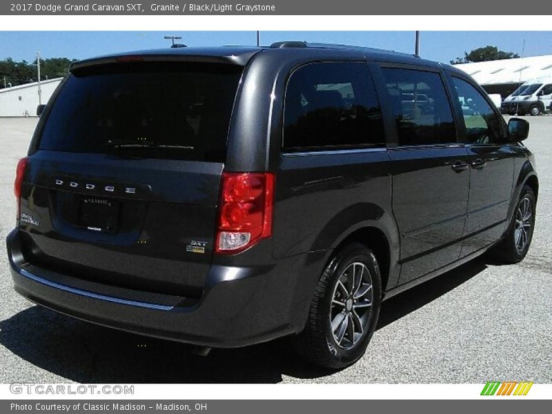 Granite / Black/Light Graystone 2017 Dodge Grand Caravan SXT