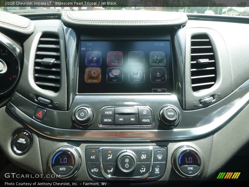 Iridescent Pearl Tricoat / Jet Black 2018 Chevrolet Impala LT