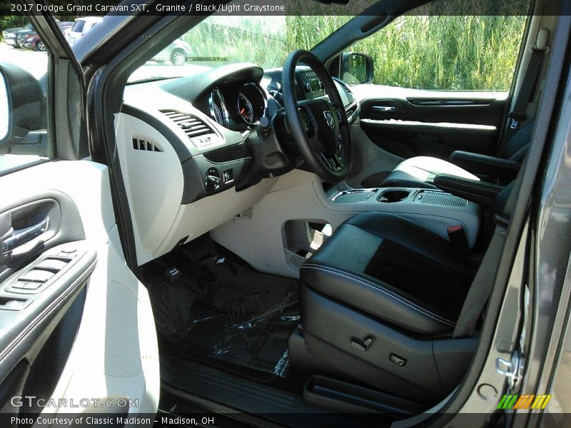 Granite / Black/Light Graystone 2017 Dodge Grand Caravan SXT