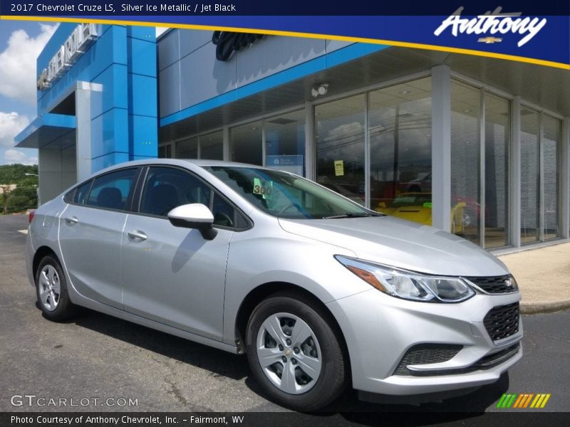 Silver Ice Metallic / Jet Black 2017 Chevrolet Cruze LS