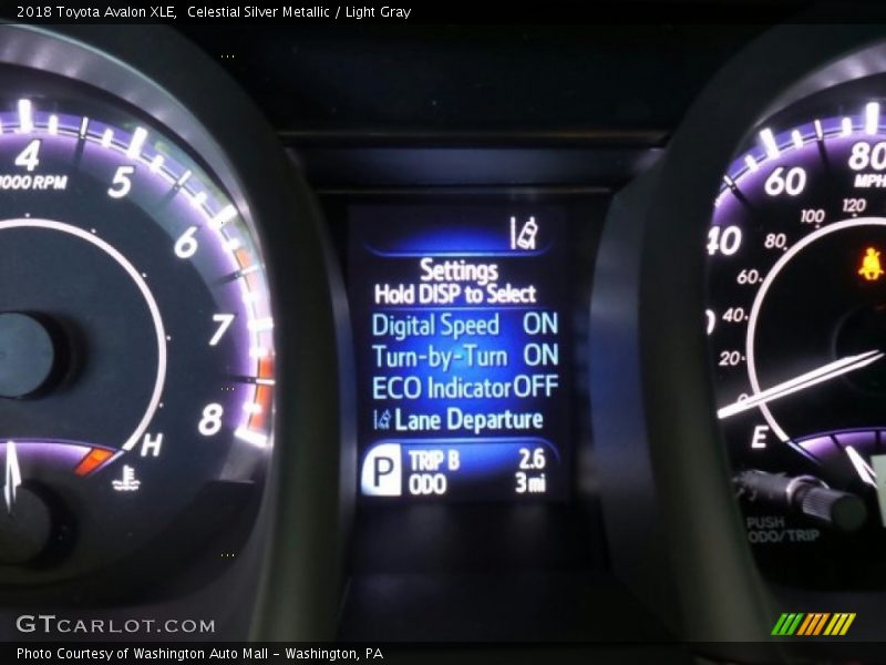 Celestial Silver Metallic / Light Gray 2018 Toyota Avalon XLE