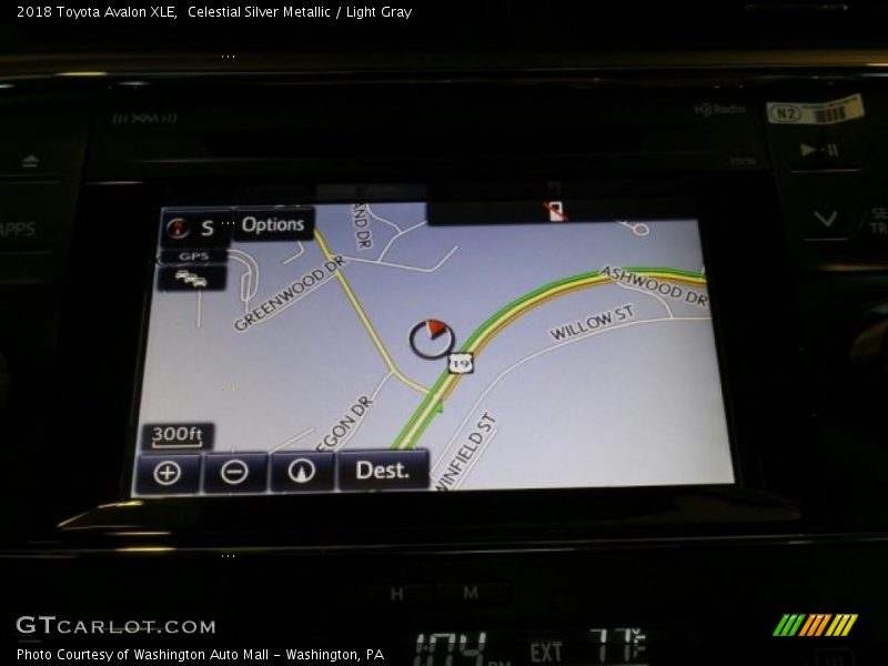 Celestial Silver Metallic / Light Gray 2018 Toyota Avalon XLE