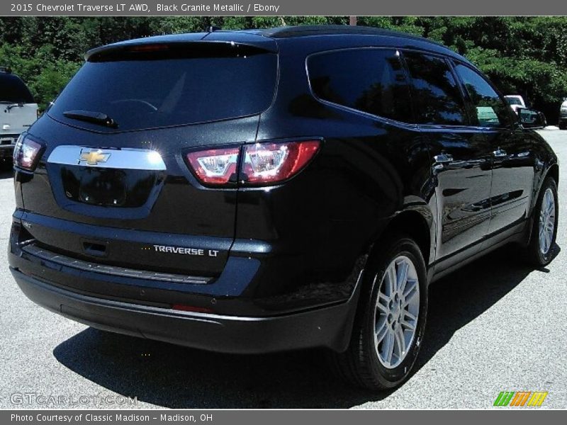 Black Granite Metallic / Ebony 2015 Chevrolet Traverse LT AWD