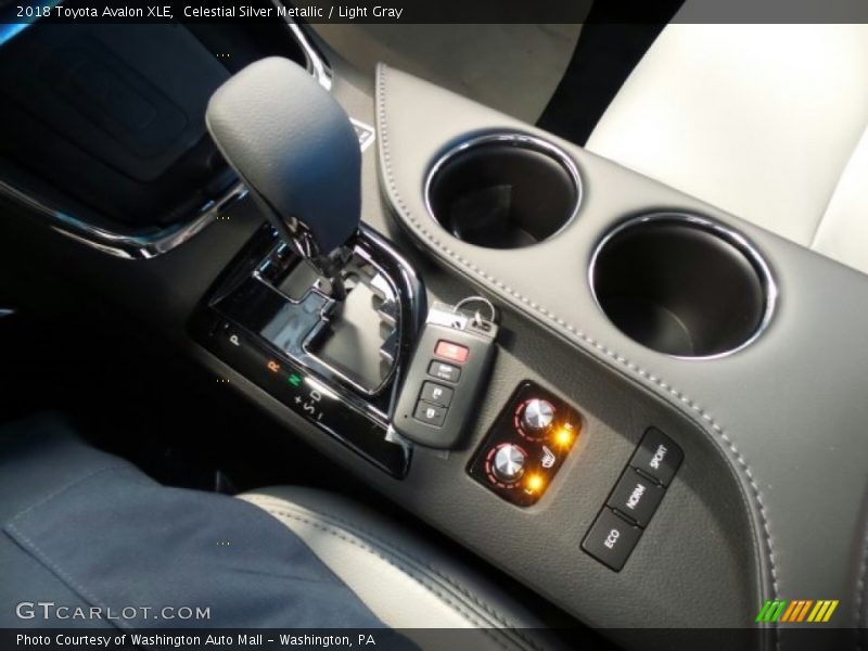 Celestial Silver Metallic / Light Gray 2018 Toyota Avalon XLE