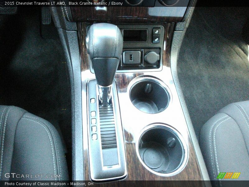 Black Granite Metallic / Ebony 2015 Chevrolet Traverse LT AWD