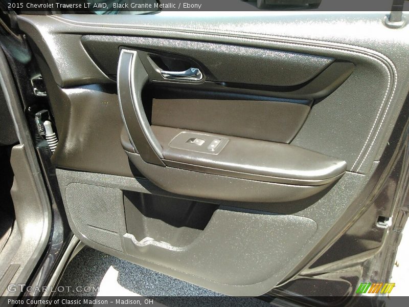 Black Granite Metallic / Ebony 2015 Chevrolet Traverse LT AWD