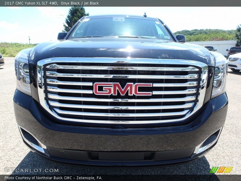 Onyx Black / Jet Black 2017 GMC Yukon XL SLT 4WD