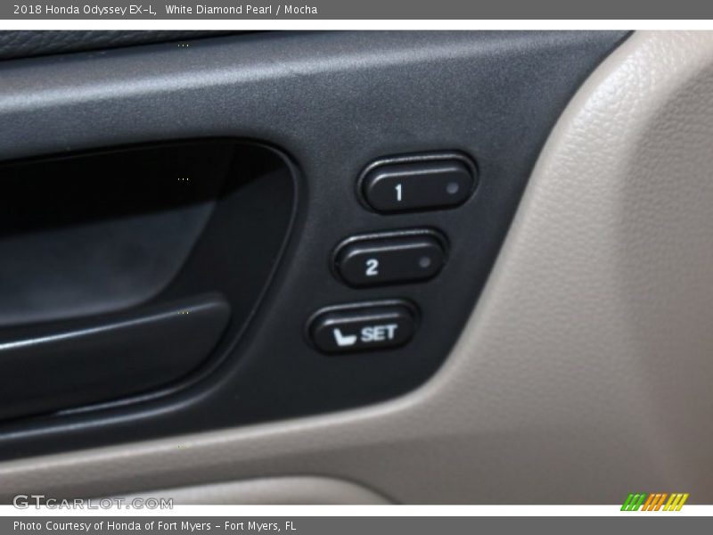 White Diamond Pearl / Mocha 2018 Honda Odyssey EX-L