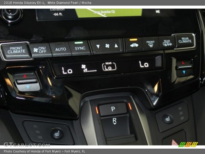 White Diamond Pearl / Mocha 2018 Honda Odyssey EX-L