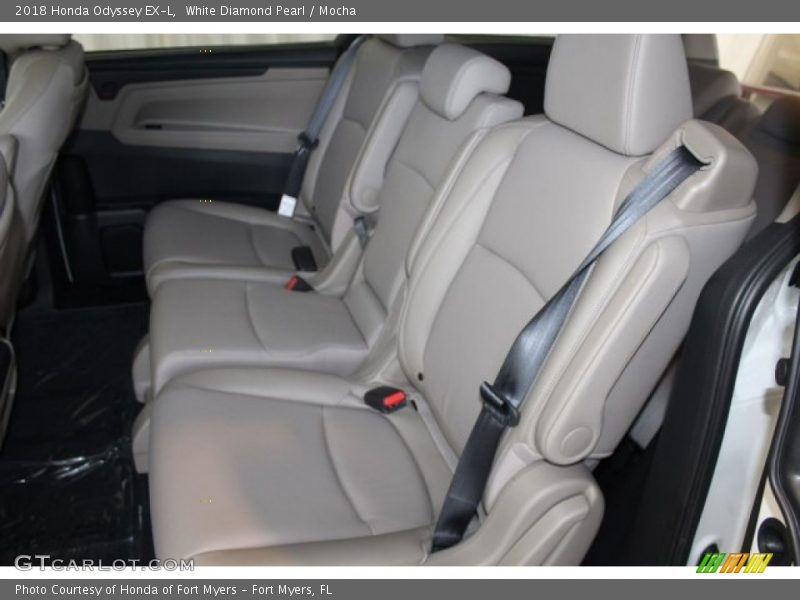 White Diamond Pearl / Mocha 2018 Honda Odyssey EX-L