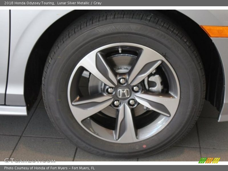 Lunar Silver Metallic / Gray 2018 Honda Odyssey Touring