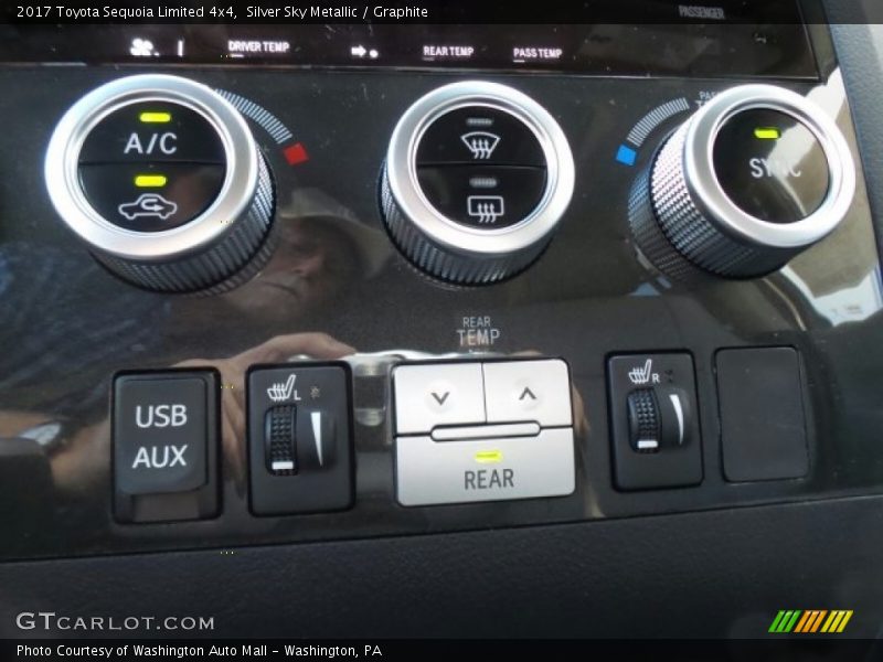 Silver Sky Metallic / Graphite 2017 Toyota Sequoia Limited 4x4