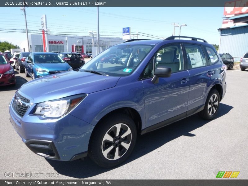 Front 3/4 View of 2018 Forester 2.5i