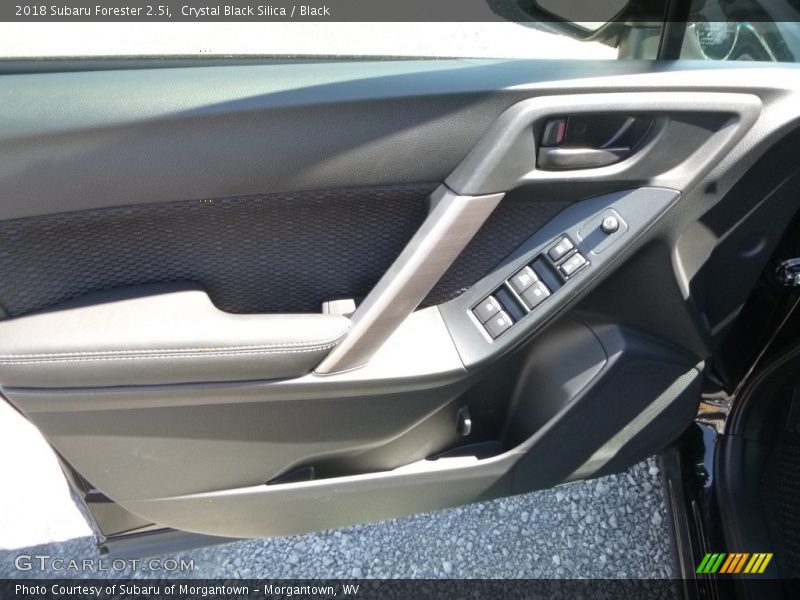 Crystal Black Silica / Black 2018 Subaru Forester 2.5i