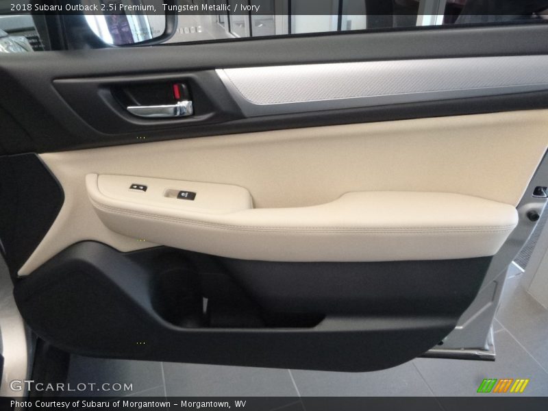 Tungsten Metallic / Ivory 2018 Subaru Outback 2.5i Premium