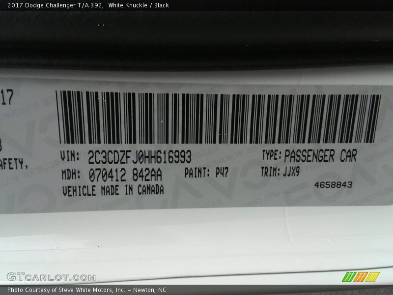 White Knuckle / Black 2017 Dodge Challenger T/A 392