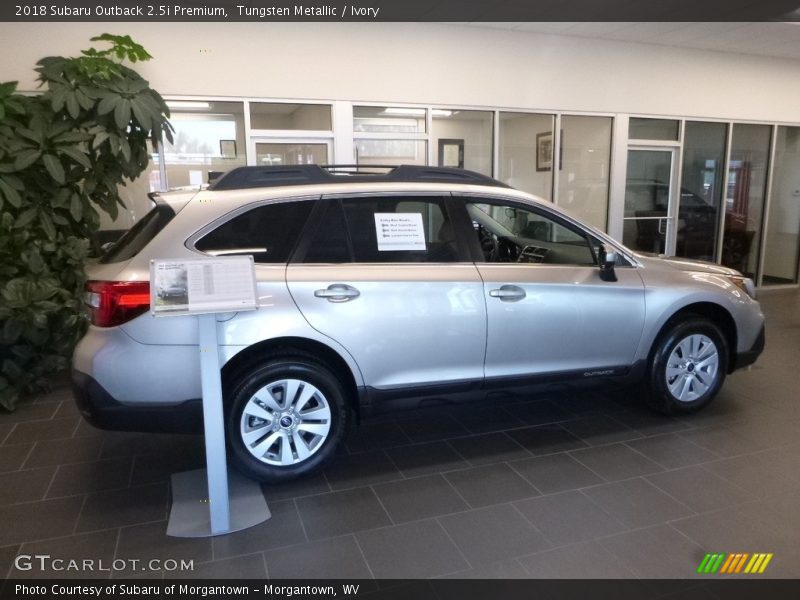 Tungsten Metallic / Ivory 2018 Subaru Outback 2.5i Premium