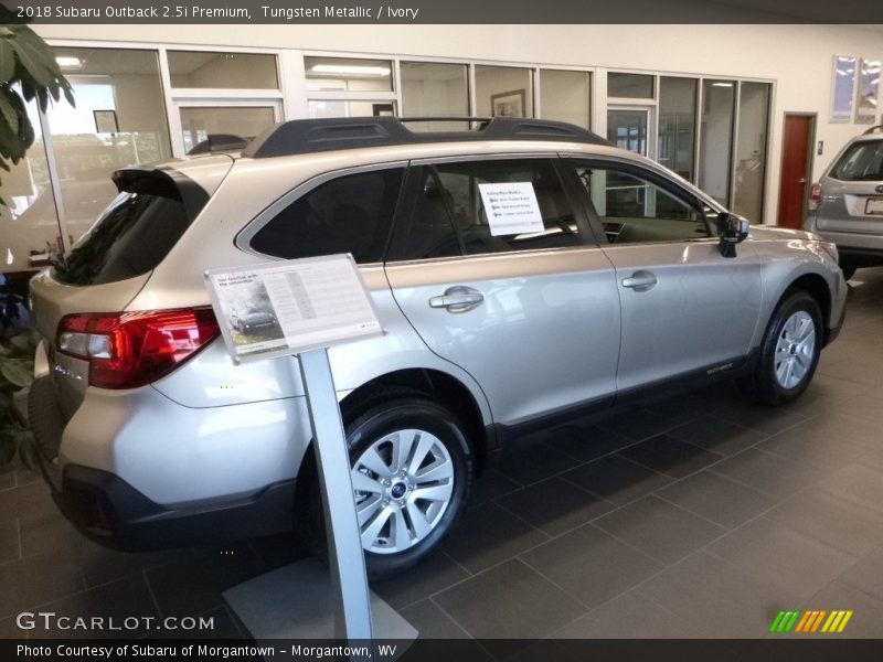 Tungsten Metallic / Ivory 2018 Subaru Outback 2.5i Premium
