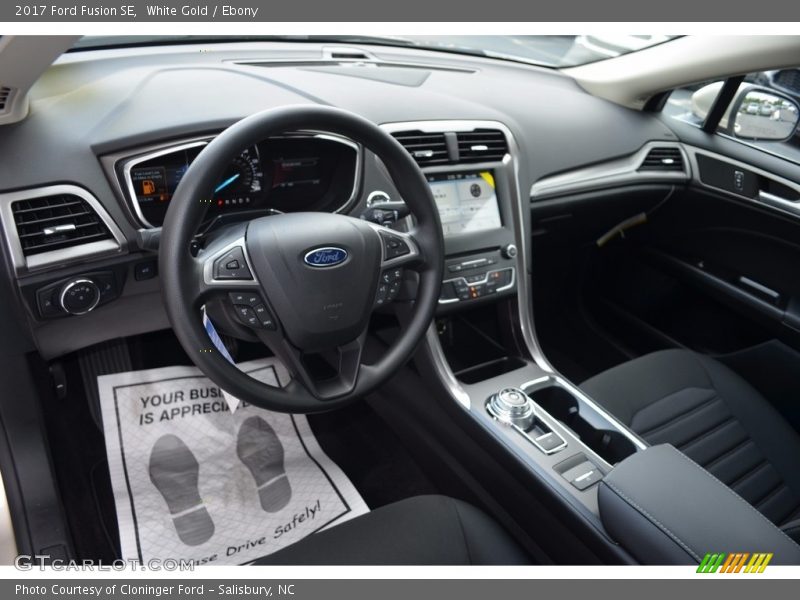 White Gold / Ebony 2017 Ford Fusion SE