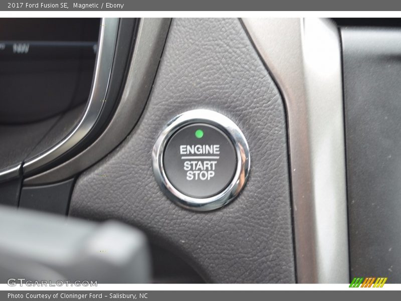 Magnetic / Ebony 2017 Ford Fusion SE