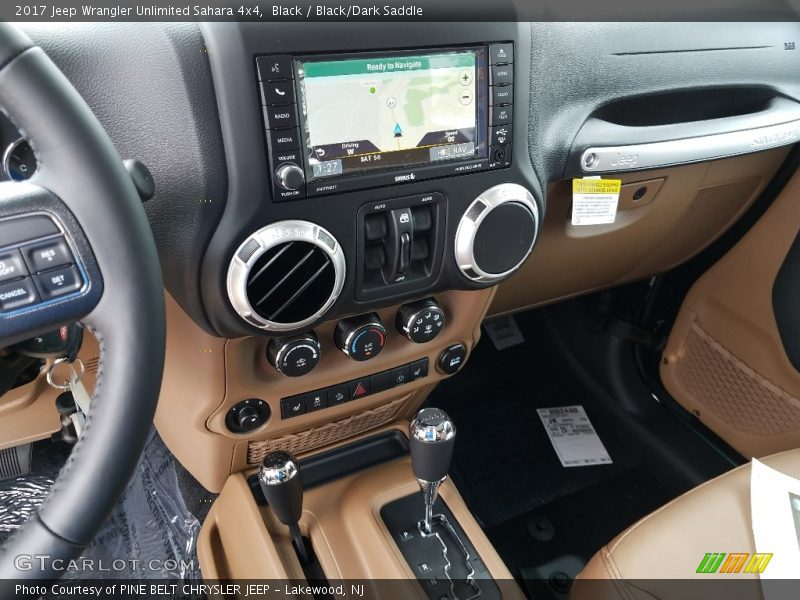 Black / Black/Dark Saddle 2017 Jeep Wrangler Unlimited Sahara 4x4