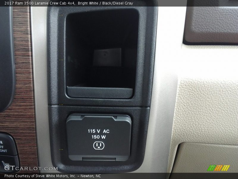 Bright White / Black/Diesel Gray 2017 Ram 3500 Laramie Crew Cab 4x4