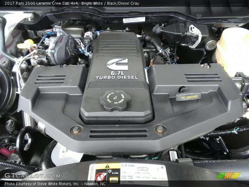 Bright White / Black/Diesel Gray 2017 Ram 3500 Laramie Crew Cab 4x4