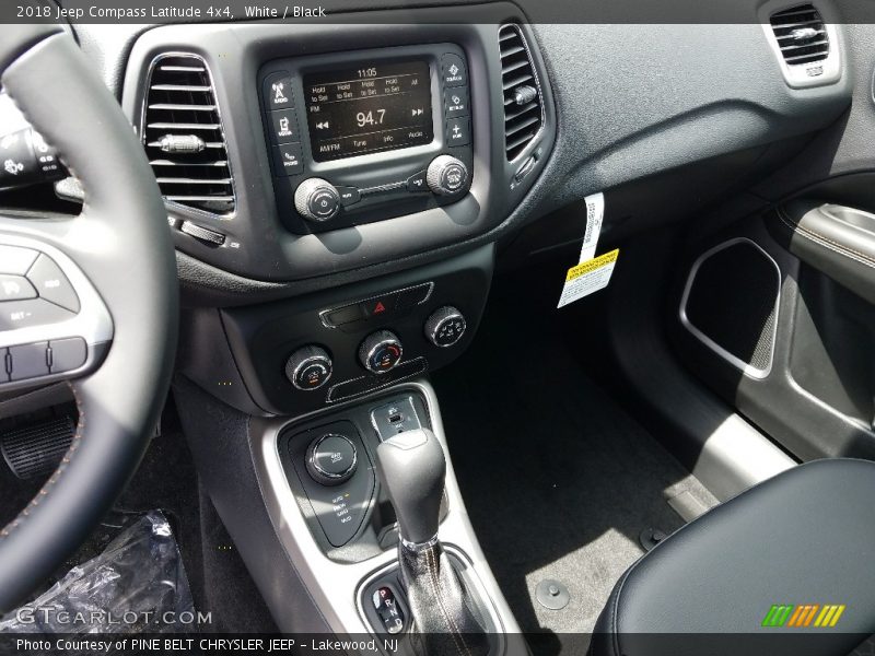 White / Black 2018 Jeep Compass Latitude 4x4