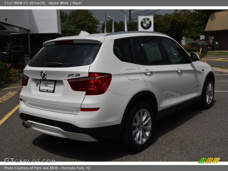 Alpine White / Black 2017 BMW X3 xDrive28i