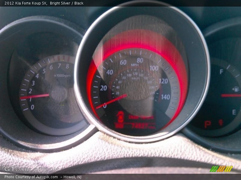 Bright Silver / Black 2012 Kia Forte Koup SX